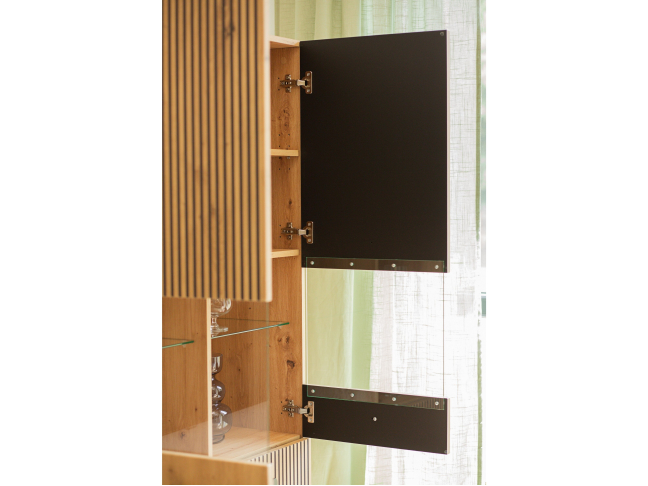 Vitrina BERLIN 4D 6