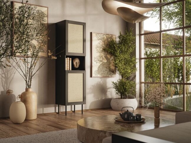 Vitrina JUTA 2 Vitrina JUTA 2