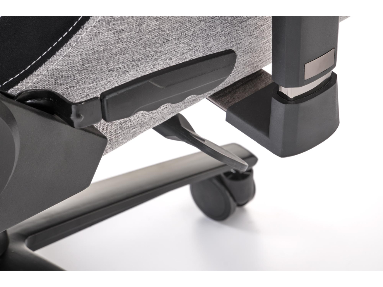 Žaidimų kėdė ALISTER 6 Žaidimų kėdė ALISTER 6