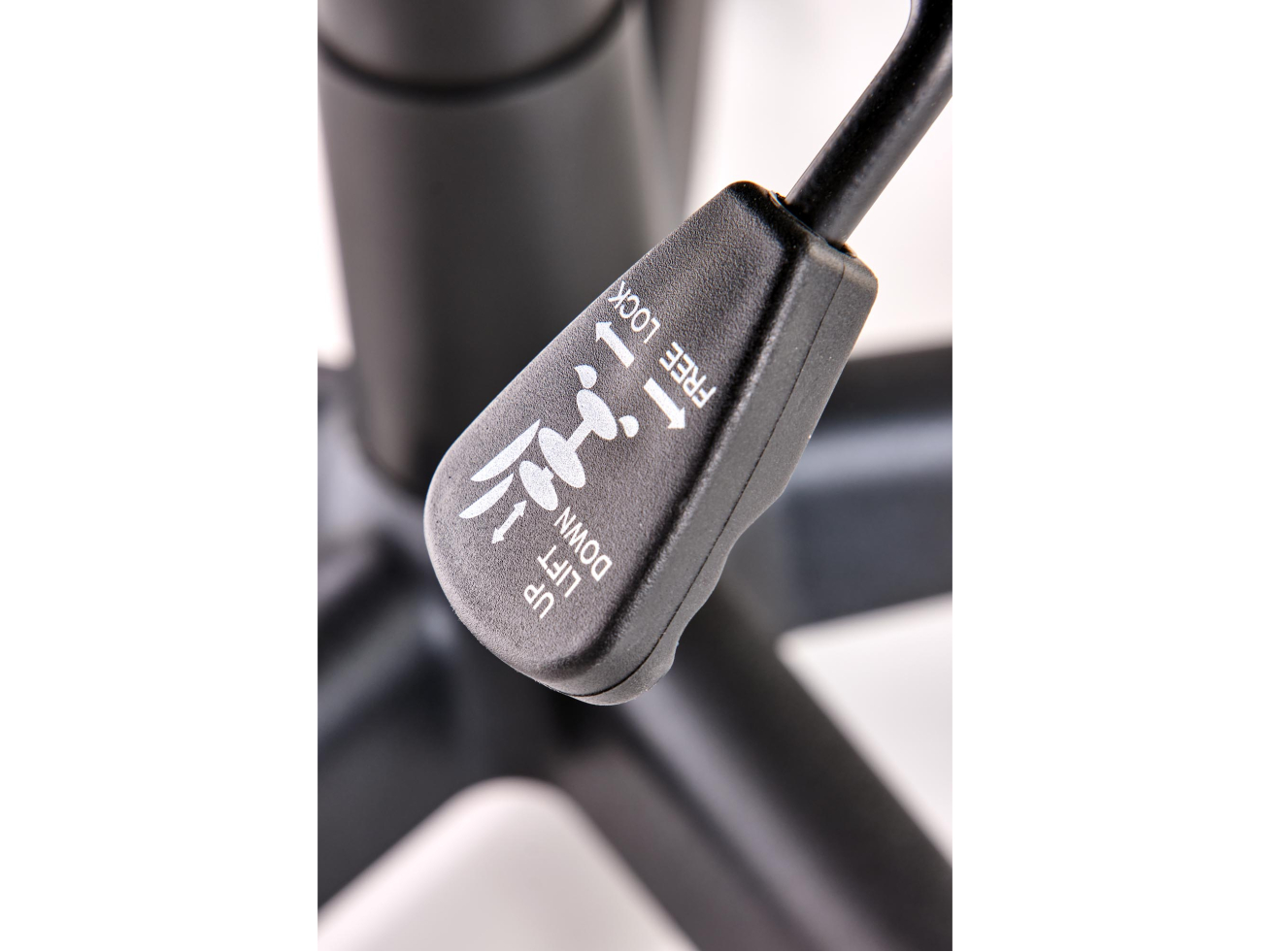 Žaidimų kėdė BERKEL 6 Žaidimų kėdė BERKEL 6