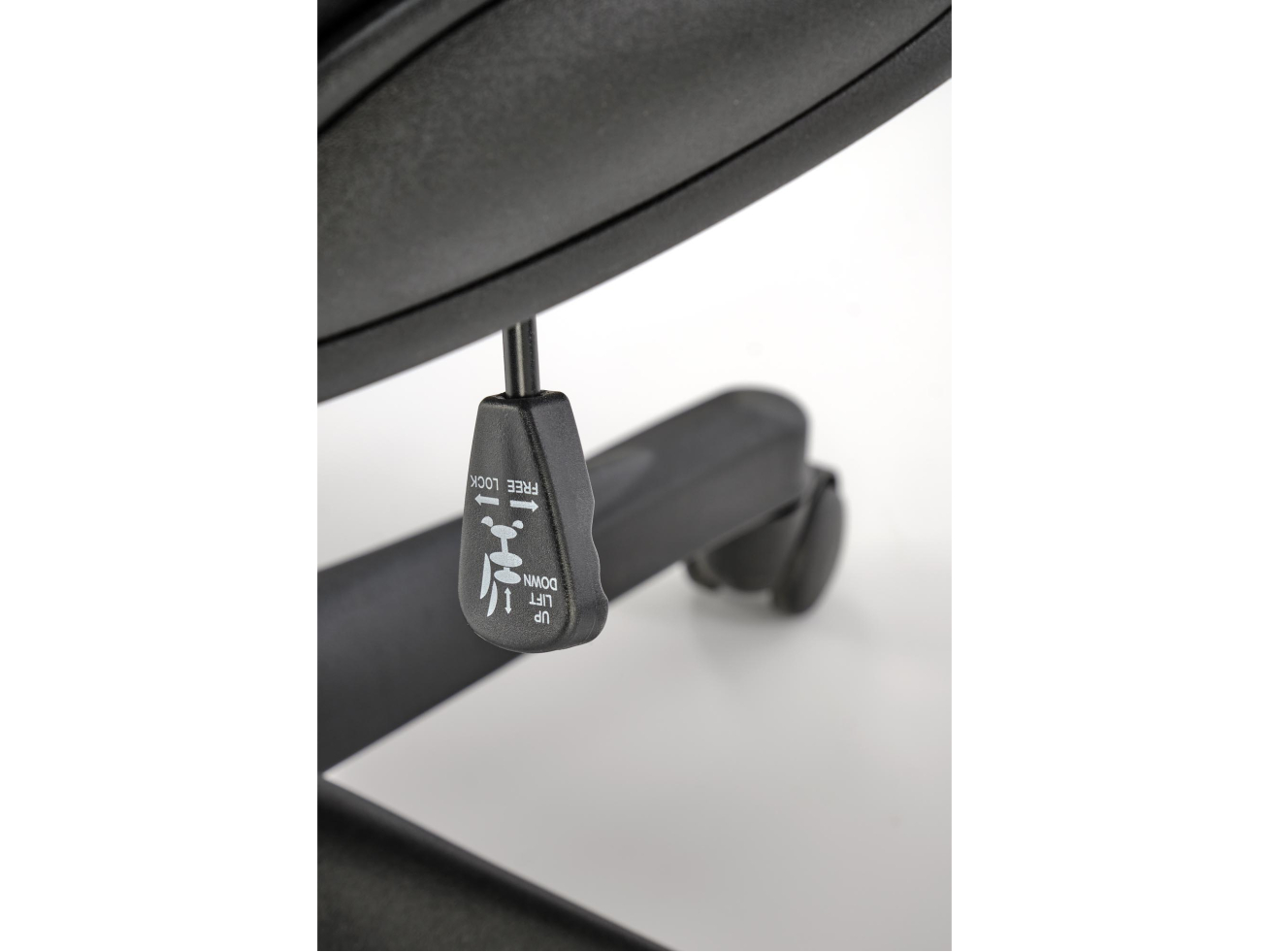 Žaidimų kėdė RAGNAR 9 Žaidimų kėdė RAGNAR 9