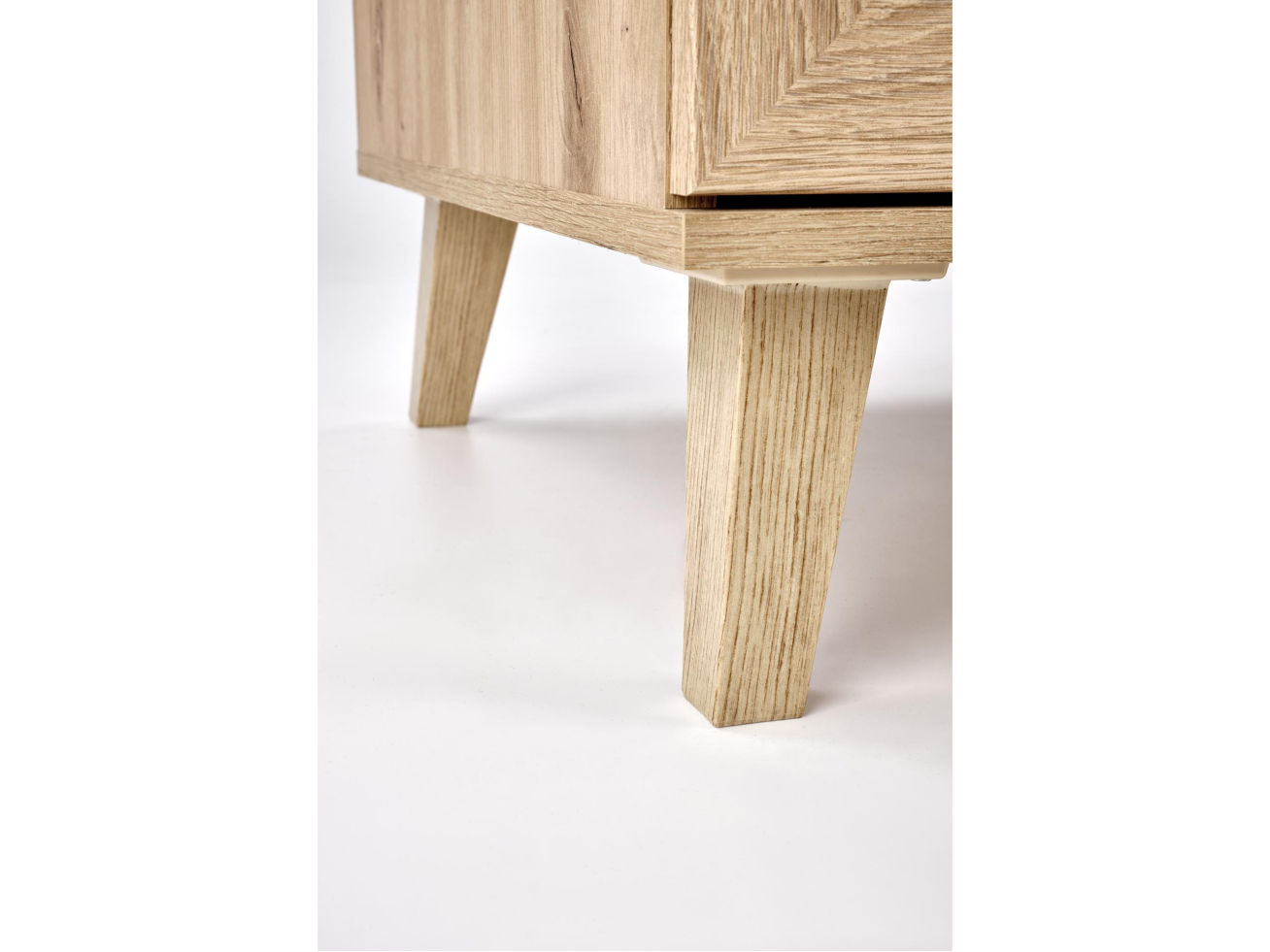 Žurnalinis staliukas BORNEO LAW-1 9