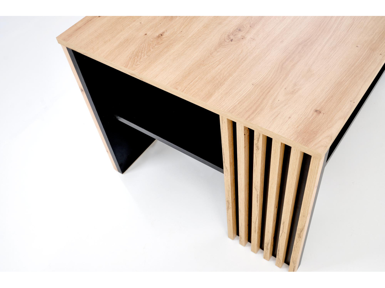 Žurnalinis staliukas FEMINA 9 Žurnalinis staliukas FEMINA 9